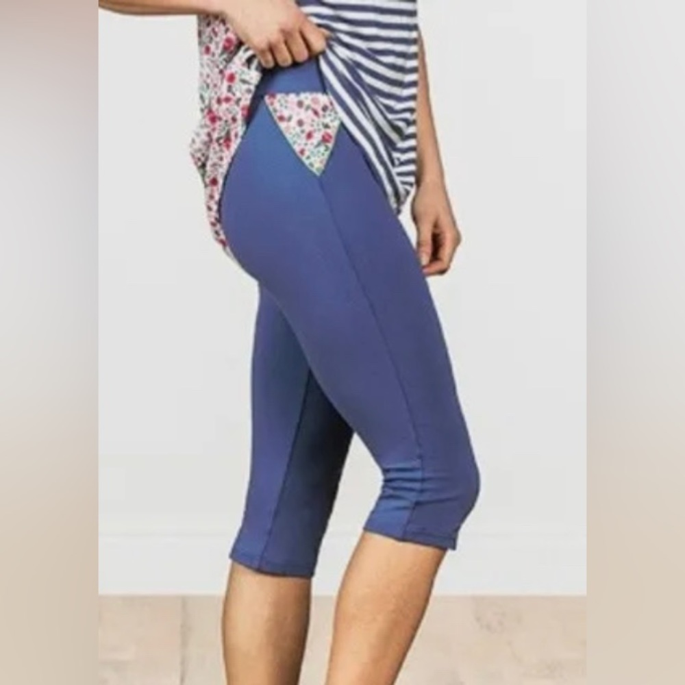 NWT Matilda Jane Women’s Capris 25649B XS